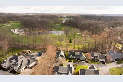 600 The Greens NE, Howland, OH 44484 - Photo 11