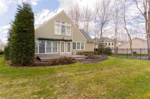 600 The Greens NE, Howland, OH 44484 - Photo 5