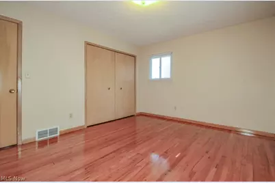 30224 Regent Road, Wickliffe, OH 44092 - Photo 13