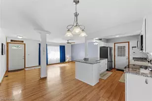 7127 Lakeshore Blvd, Mentor, OH 44060 - Photo 7