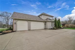 1166 Brandywine Dr, Medina, OH 44256 - Photo 3