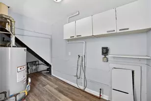 13510 Bennington Ave, Loveland, OH 44135 - Photo 11