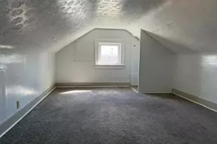 692 W Thornton St, Akron, OH 44307 - Photo 17