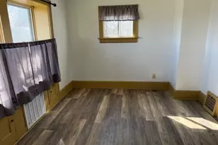 692 W Thornton St, Akron, OH 44307 - Photo 9
