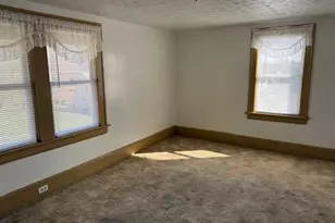 692 W Thornton St, Akron, OH 44307 - Photo 15