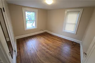 1043 Oakland Ave, Akron, OH 44310 - Photo 13