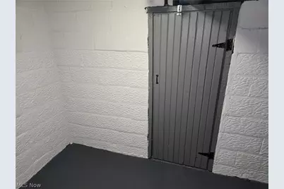 1043 Oakland Avenue, Akron, OH 44310 - Photo 17