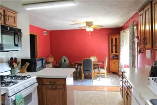 10670 County Rd 6, Killbuck, OH 44637 - Photo 17