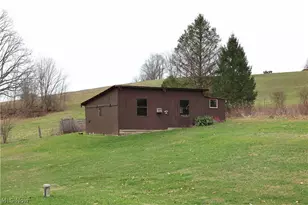 10670 County Rd 6, Killbuck, OH 44637 - Photo 7