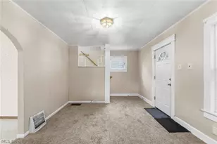 1887 Ritzman Ct, Akron, OH 44314 - Photo 7