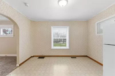 1887 Ritzman Court, Akron, OH 44314 - Photo 9