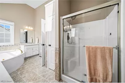 27067 Sanctuary Lane, Olmsted Twp, OH 44138 - Photo 19