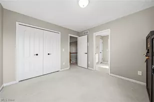 27067 Sanctuary Ln, Olmsted Twp, OH 44138 - Photo 23