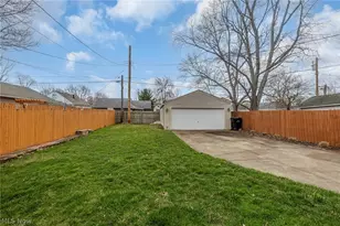 147 Hamilton St, Elyria, OH 44035 - Photo 31