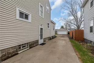 147 Hamilton St, Elyria, OH 44035 - Photo 29