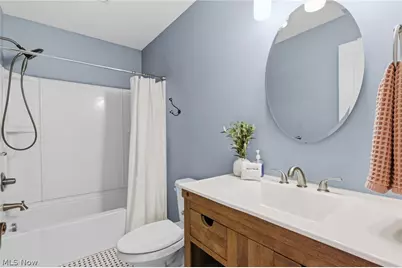 2197 S Medina Line Road, Wadsworth, OH 44281 - Photo 33