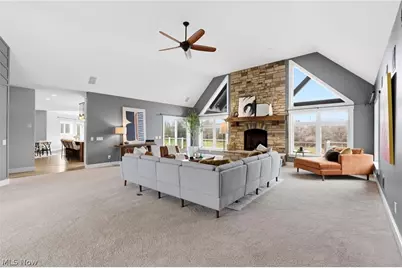 2197 S Medina Line Road, Wadsworth, OH 44281 - Photo 5