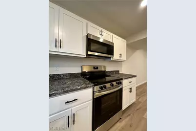 1587 Drexel Avenue NW, Warren, OH 44485 - Photo 11