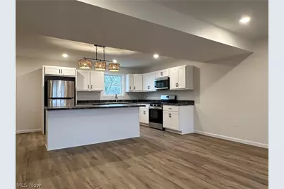 1587 Drexel Avenue NW, Warren, OH 44485 - Photo 7