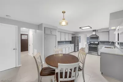 2820 Fort Island Drive, Fairlawn, OH 44333 - Photo 13