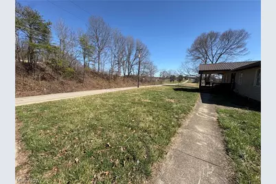 62174 Chillicothe Street, Hamden, OH 45634 - Photo 3