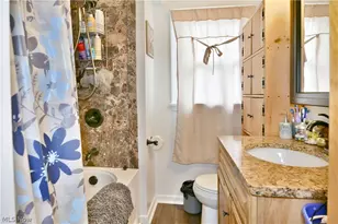 135 Clingan St, Hubbard, OH 44425 - Photo 27