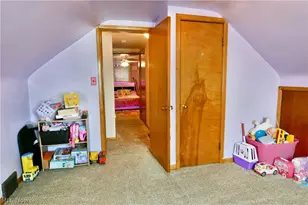 135 Clingan St, Hubbard, OH 44425 - Photo 33