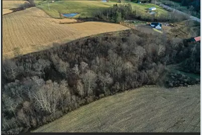 7515 West Pike, Zanesville, OH 43701 - Photo 5