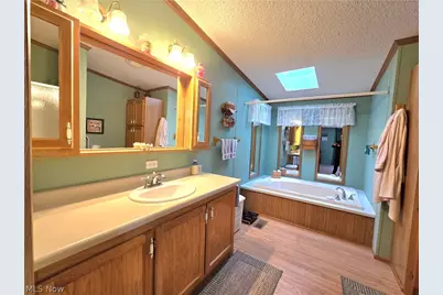 2656 Darlington Drive, Zanesville, OH 43701 - Photo 31