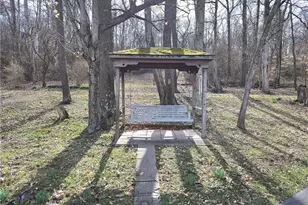 2656 Darlington Dr, Zanesville, OH 43701 - Photo 9