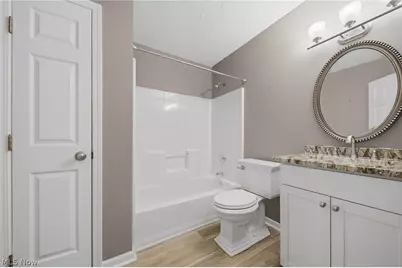 762 Hunters Trail, Akron, OH 44313 - Photo 15