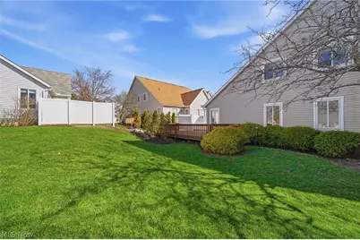 762 Hunters Trail, Akron, OH 44313 - Photo 39