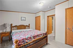 354 Pin Oak Cir, Elyria, OH 44035 - Photo 17