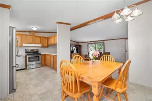354 Pin Oak Cir, Elyria, OH 44035 - Photo 9