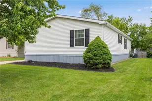 354 Pin Oak Cir, Elyria, OH 44035 - Photo 33