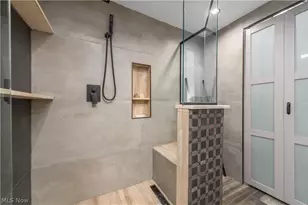 12550 Lake Ave, Oakwood, OH 44107 - Photo 21