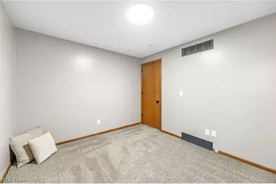 3845 Oakridge Drive NE, Louisville, OH 44641 - Photo 17