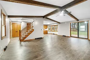 3845 Oakridge Dr NE, Louisville, OH 44641 - Photo 3