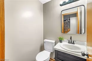 3845 Oakridge Dr NE, Louisville, OH 44641 - Photo 15