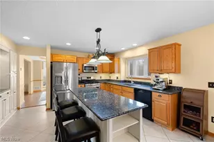 38124 Terrell Dr, North Ridgeville, OH 44039 - Photo 11