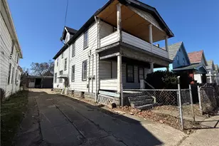 1068 E 68th St, Loveland, OH 44103 - Photo 3