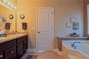 49235 Hickman Rd, East Liverpool, OH 43920 - Photo 23