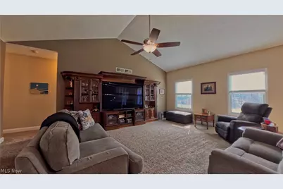 49235 Hickman Road, East Liverpool, OH 43920 - Photo 11