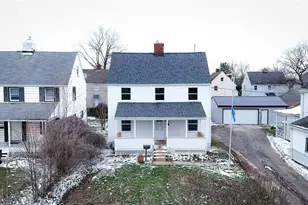 1372 Maryland Ave SW, Canton, OH 44710 - Photo 9