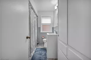 4098 Ridgeview Rd, Loveland, OH 44144 - Photo 21