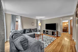 4098 Ridgeview Rd, Loveland, OH 44144 - Photo 3