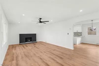 529 Warren Avenue, Niles, OH 44446 - Photo 9