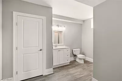 637 Lyonswood Drive, Hinckley, OH 44233 - Photo 29