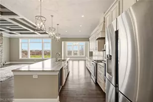 637 Lyonswood Dr, Hinckley, OH 44233 - Photo 13