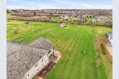 637 Lyonswood Drive, Hinckley, OH 44233 - Photo 39